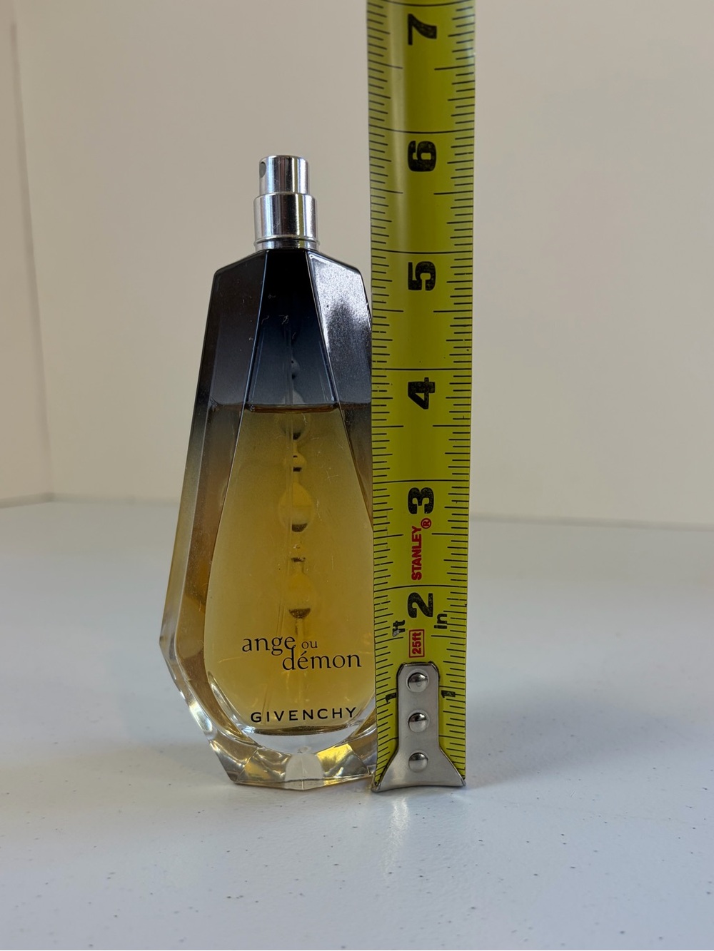 Givenchy Ange Ou Demon Eau De Parfum Spray 100ml/3.3fl oz - Picture 5 of 5